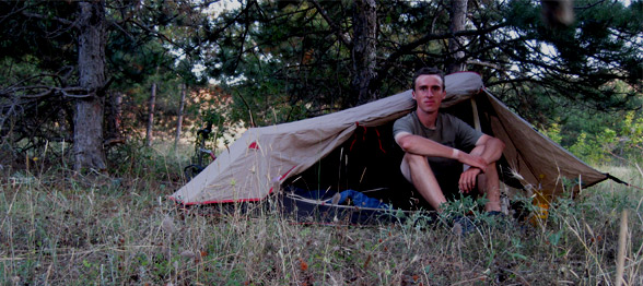 cycling-macedonia-darrenalff-stealth-camping