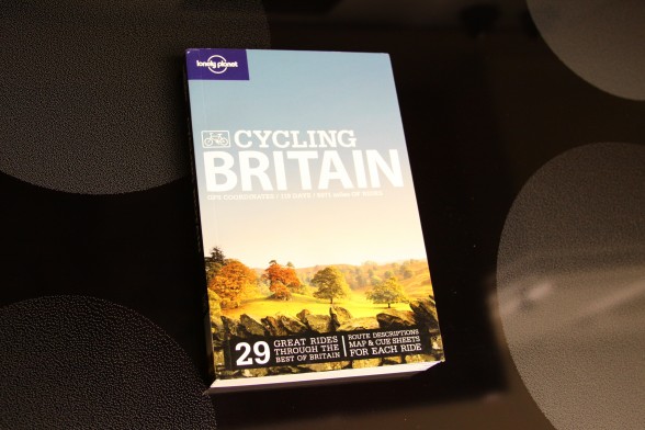 Book about bicycling in Britain - by Lonely Planet