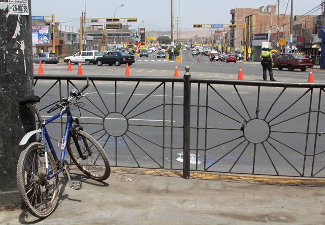 rented blue bicycle on the streets of chorillos peru