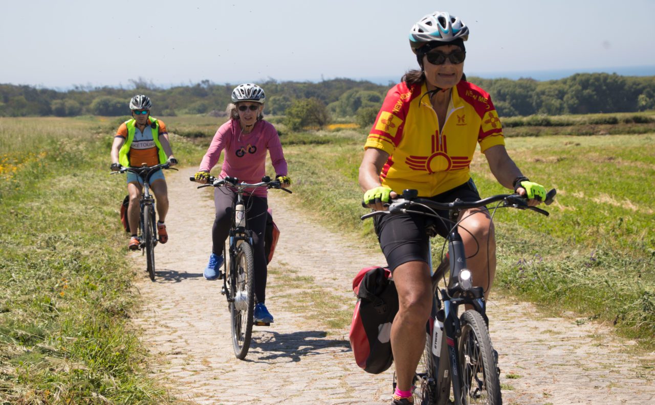 Bicycle Touring Pro