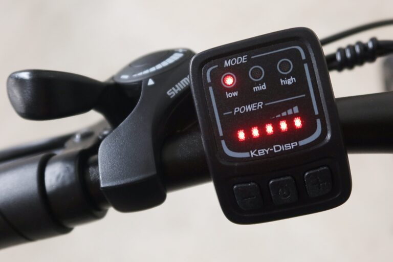 The VIVI 26 Inch eBike An Amazingly Inexpensive Electric Bicycle